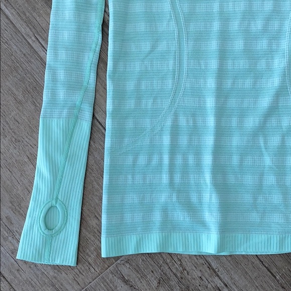 Lululemon Top - Picture 4 of 8